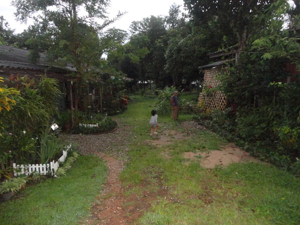 Grandma'S Home Sangkhlaburi Екстер'єр фото